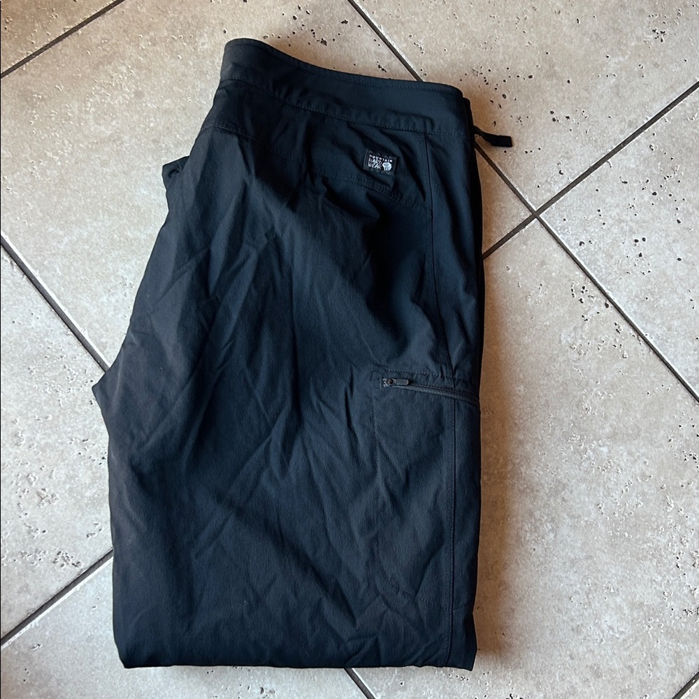 Mountain Hardware Black Women's Pants size 16 Alpine Light - Picture 4 of 9